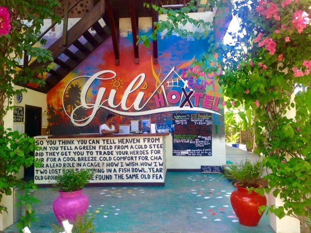 גילי טרוונגן Gili Beach Bum Hotel מראה חיצוני תמונה